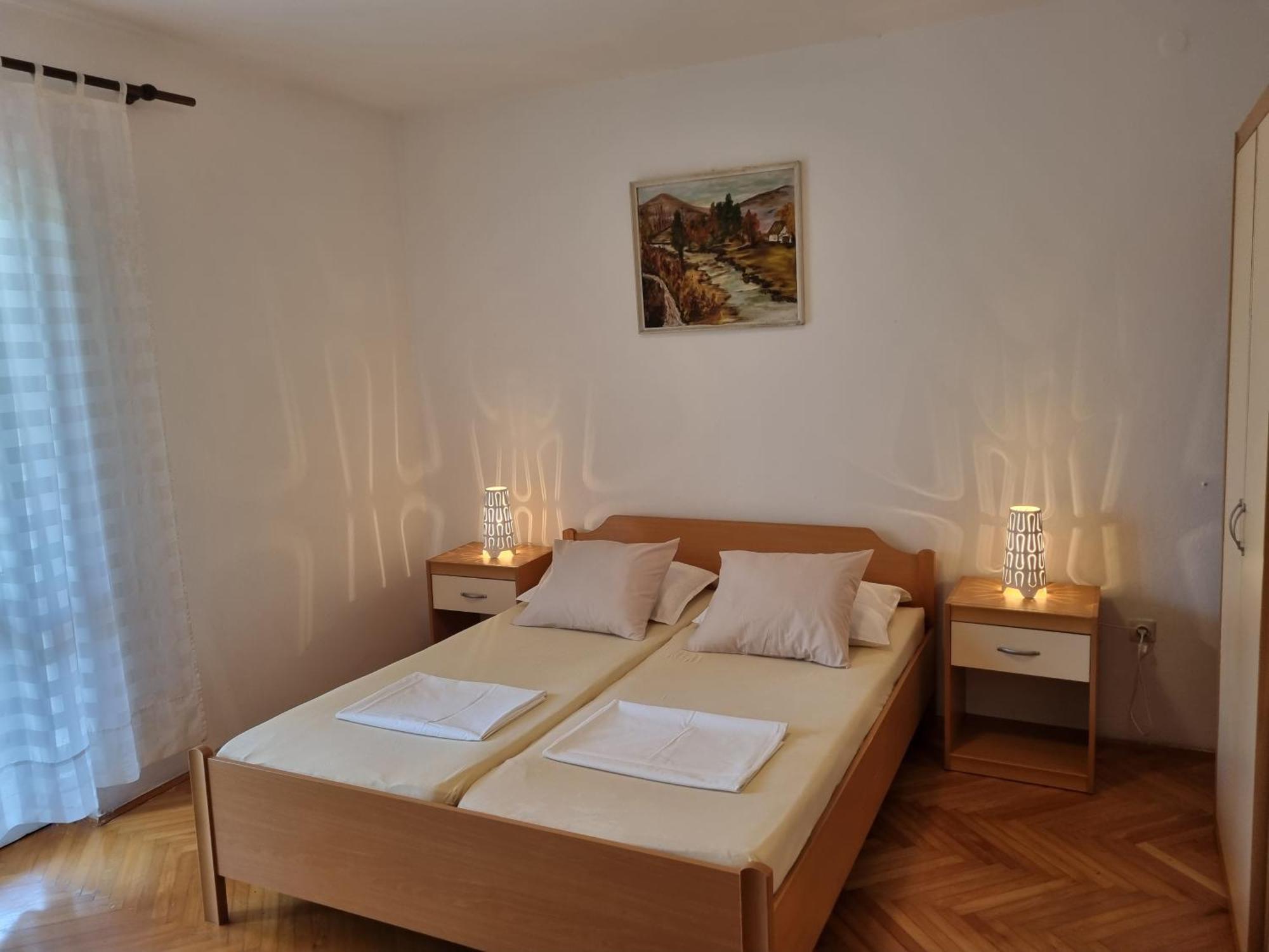 Kero New Value 2023 Fully Ac Apartment *