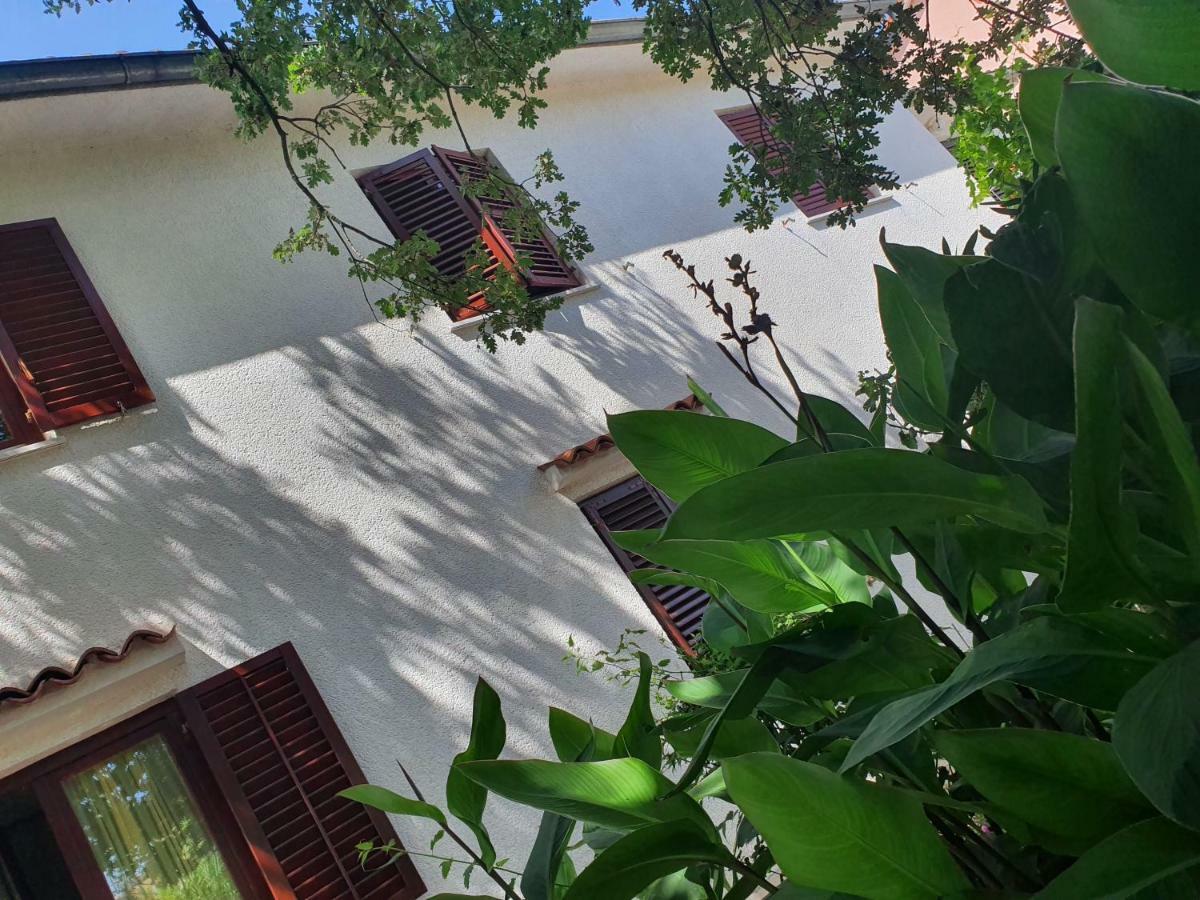 Kero New Value 2023 Fully Ac Apartment Porec